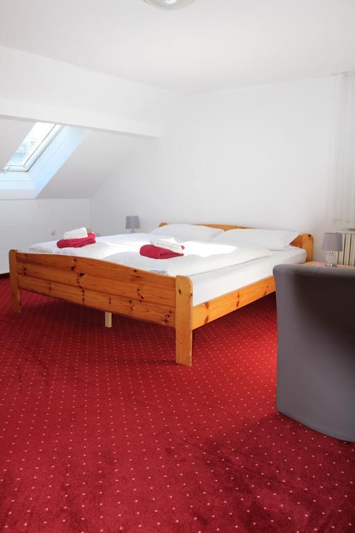 Romantic-Pension Albrecht - Since 1901 Hohenschwangau Room photo